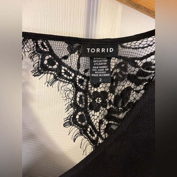 Torrid women’s plus size 2 black blouse, EUC - Picture 3 of 6